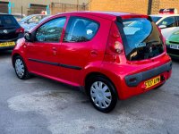 PEUGEOT 107