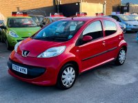PEUGEOT 107